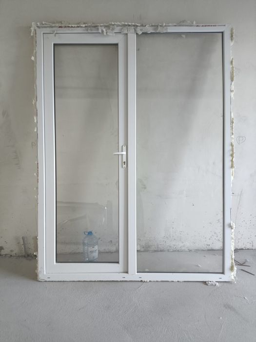 Пластиковый окно, витраж сатылады.