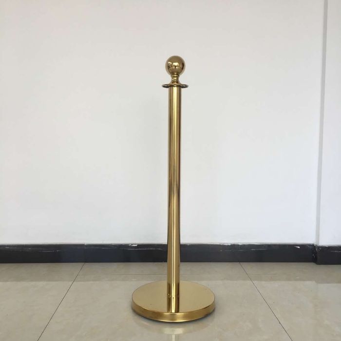 Стойки ограждений флагштоки