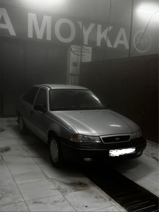 Део нексия 1.   2000 года в отличном состоянии!!! 67000 т км пробег!!!