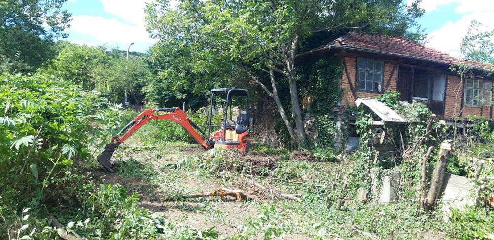 Услуги с мини багер , самосвал , дробилка и вишка.