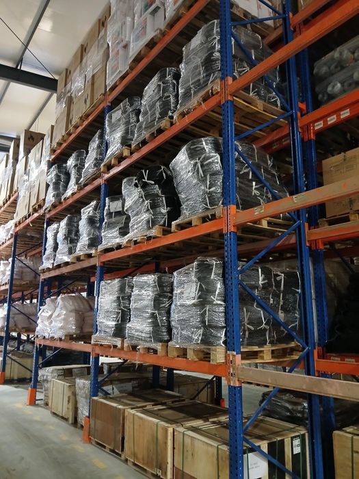 Rafturi metalice de vânzare Dexion