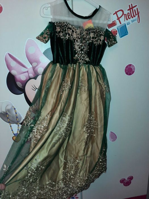 Rochie de ocazie catifea verde si dantela aurie 6-7 ani