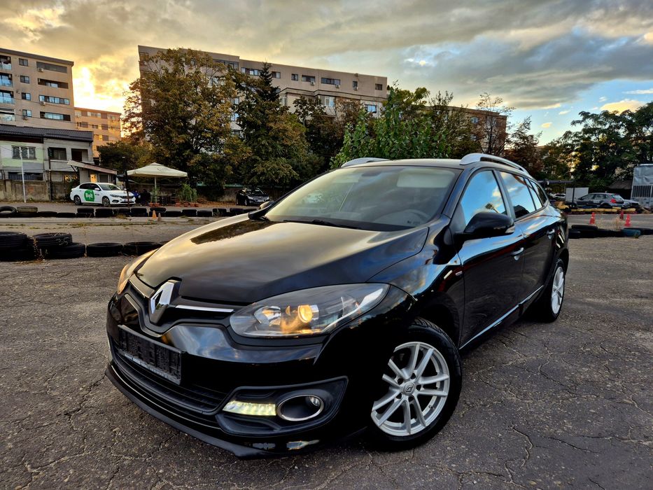 RENAULT Megane