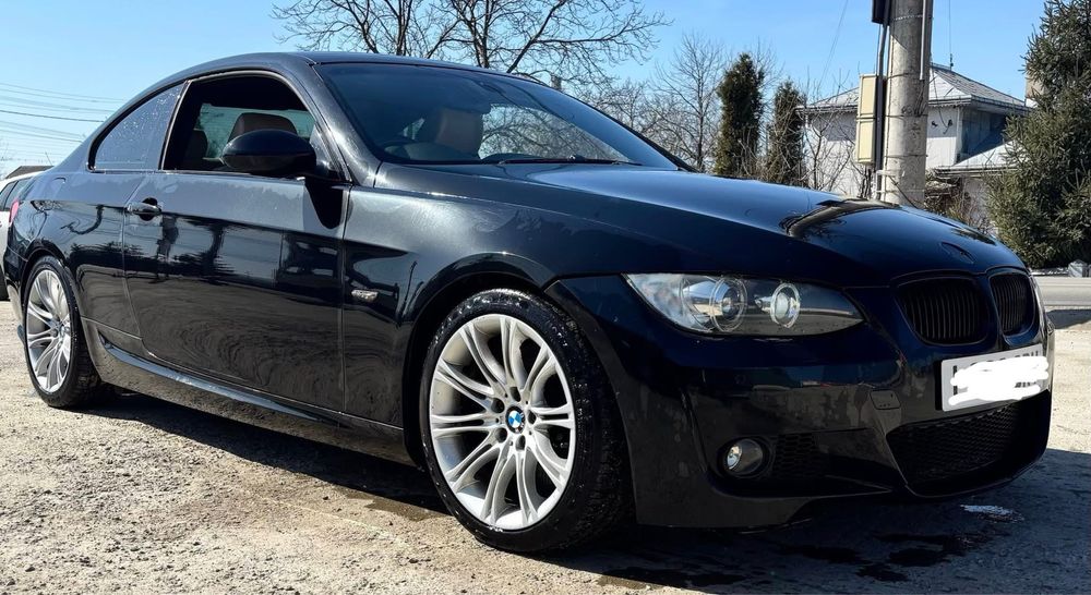 Dezmembrez BMW 335i E92 M-Pachet cutie automata,NAVI Logic 7 Keyless Entry Recaro piele volan M cu padele