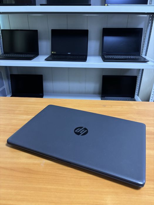 Ноутбук HP 250 G7