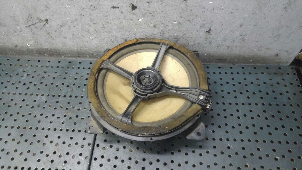 Boxa audio volvo s60 s80 v70 xc70 8633574