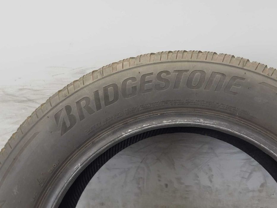 Anvelopa 235/60 R18, iarna, Bridgestone, DOT 2023