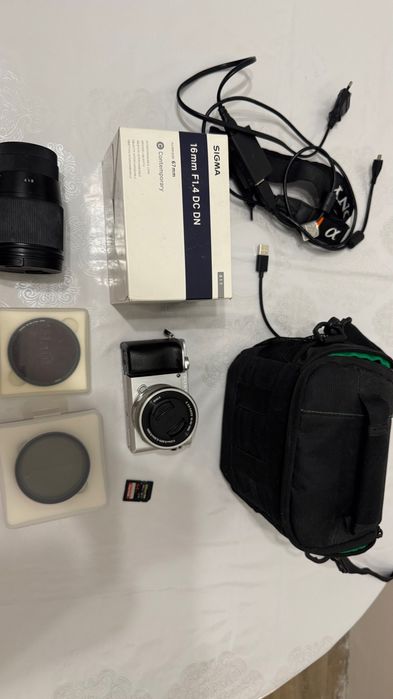 Sony a 6400 с объективом 16-50