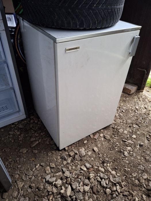 Vând combina frigorifica