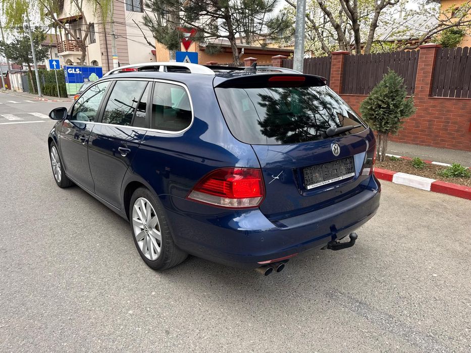 Vw Golf6 Bi-xenon/Panoramic/Camera marșarier/Navigație