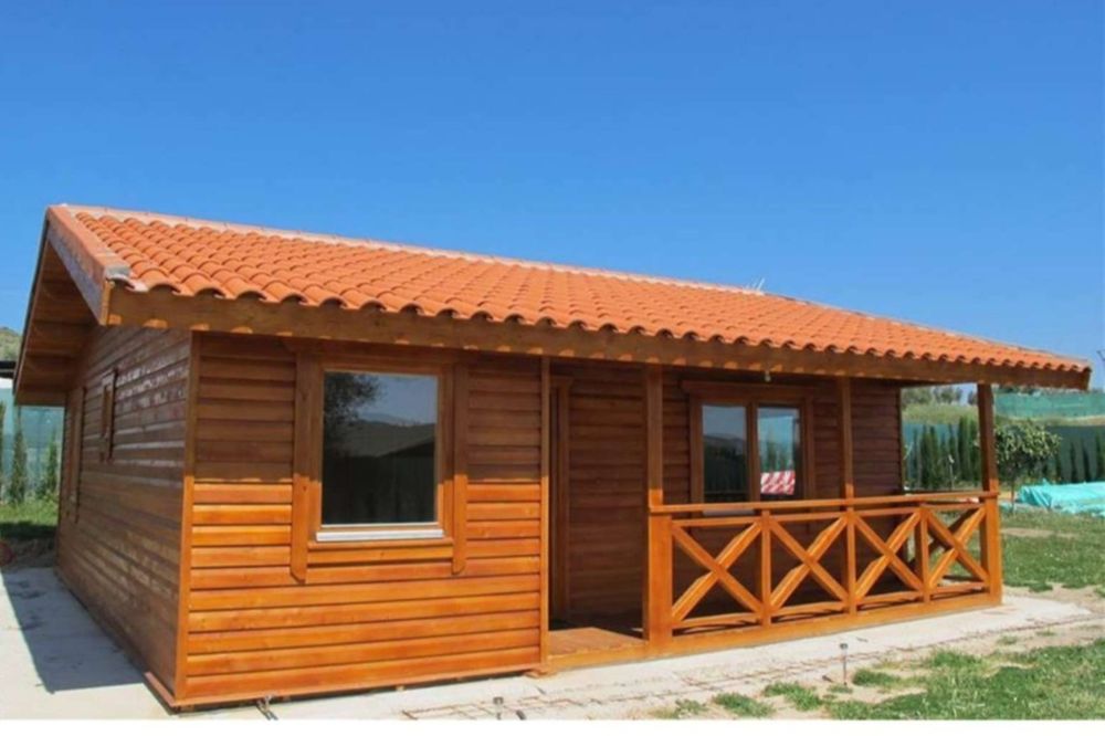 Vand case din panouri sandwich la preț de producator