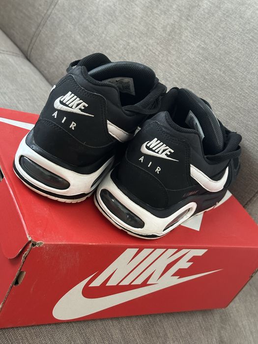 Nike Air Max Command 45