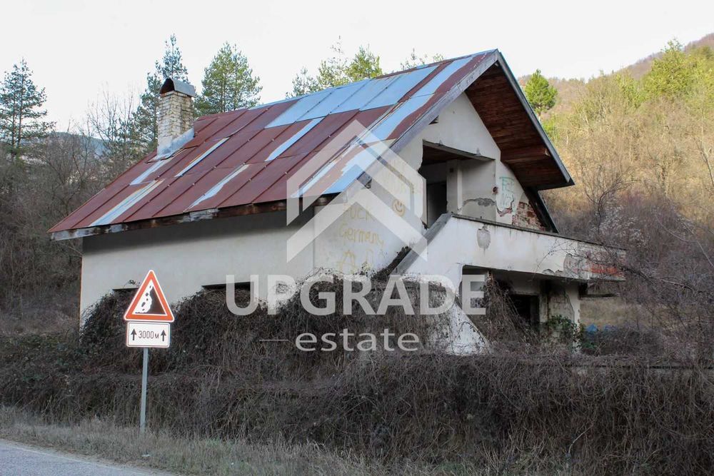 Парцел главен път Хвойна Нареченски бани