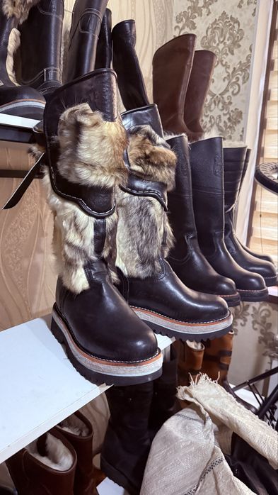 Настоящие  Сапоги унты