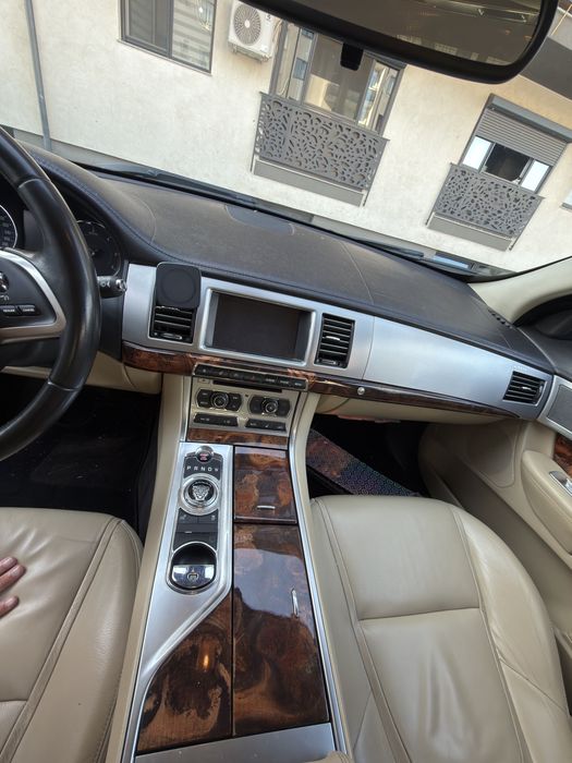 Jaguar XF 2.2 disel