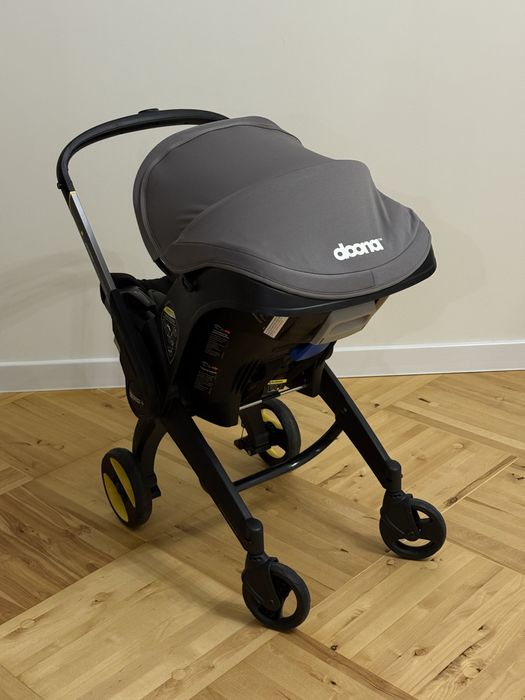 Продаю автолюльку-коляску Doona+