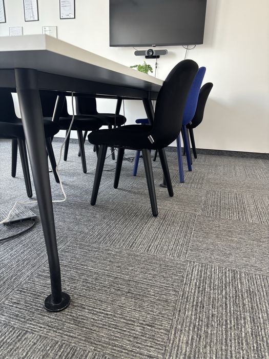 Конферентна (заседателна) офис маса 3 м. дължина