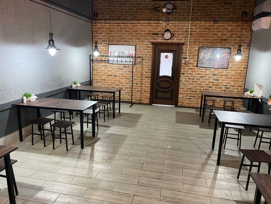 Продам столы стулья