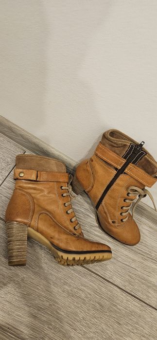 Bocanci damă, piele naturală