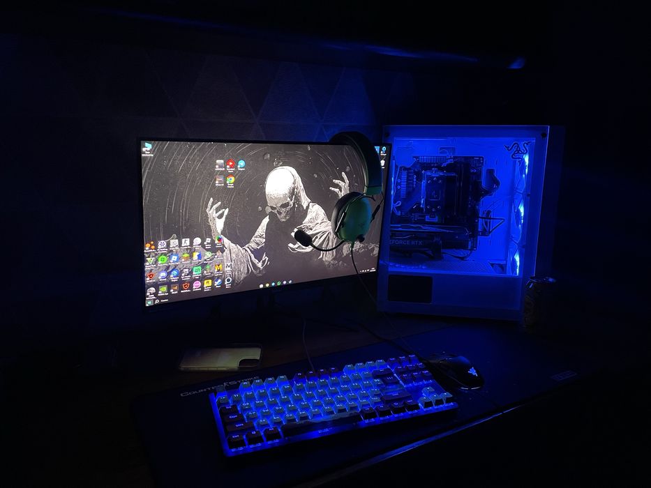 Игровой Компютер 4060 16гб Озу ryzen 5 3600 С монитором