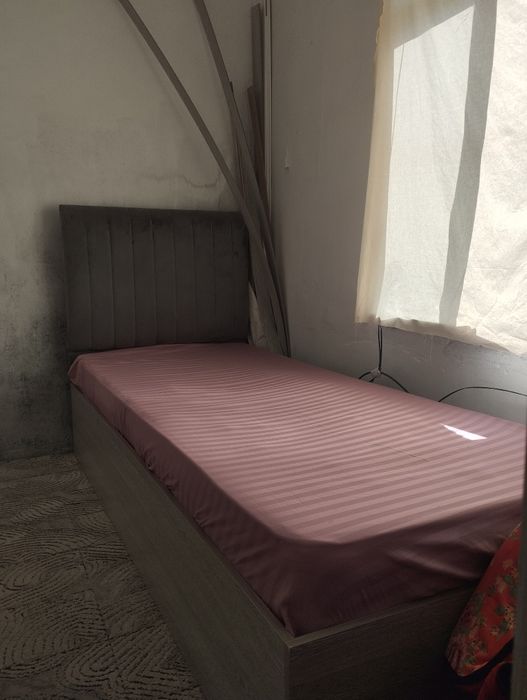 Sandqli kravat sotiladi