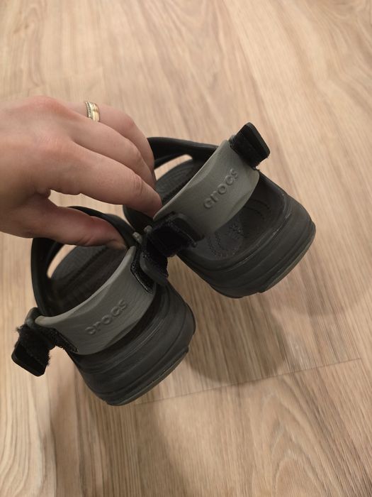 Sandale Crocs C12
