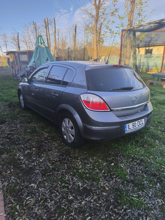 Opel Astra automata,1,6benzina cu gpl