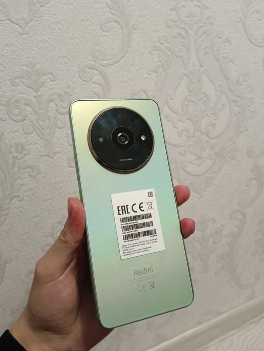 телефон в идеальном состоянии 10/10