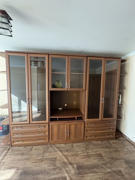 Шкаф и шквф стенка