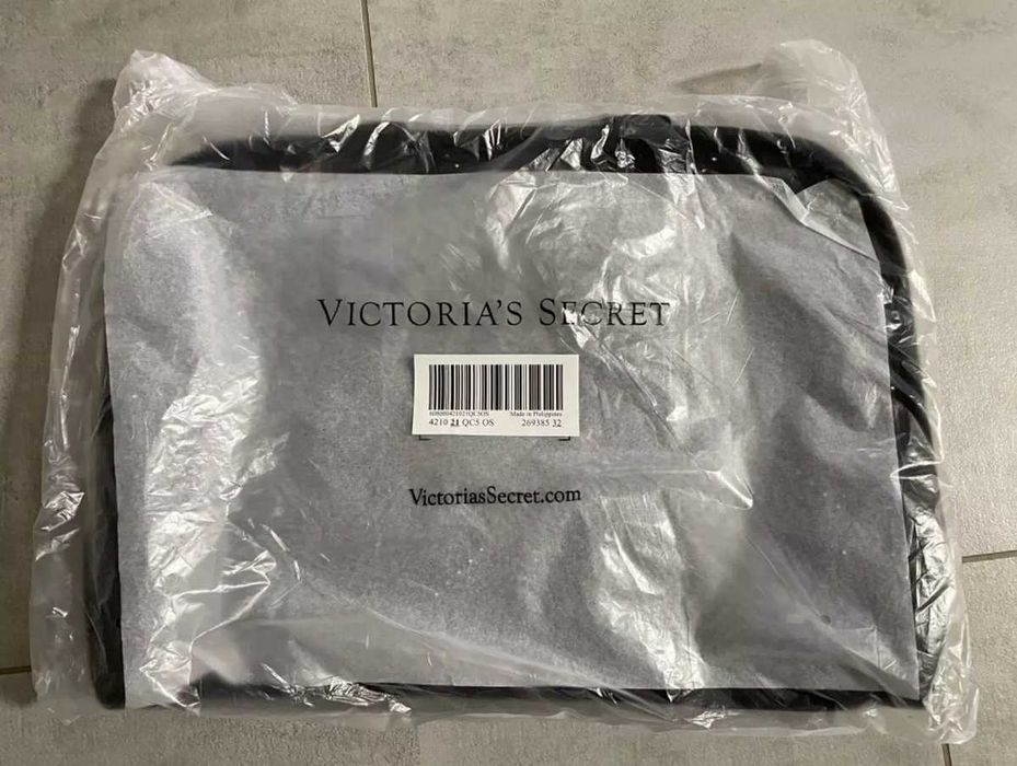 Дамска чанта Victoria’s Secret, плажна чанта