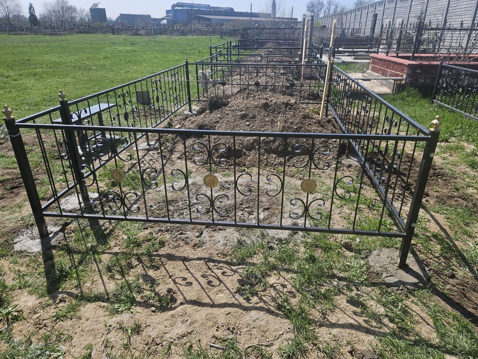 Оградки на могилу