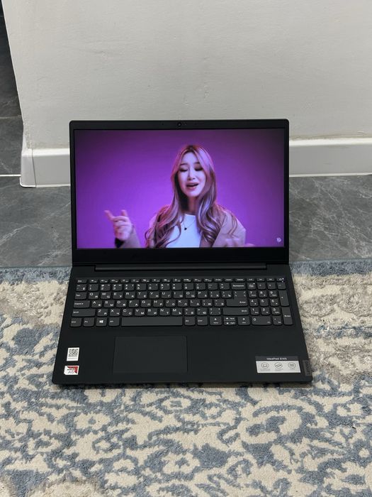 Ноутбук Lenova / Ленова