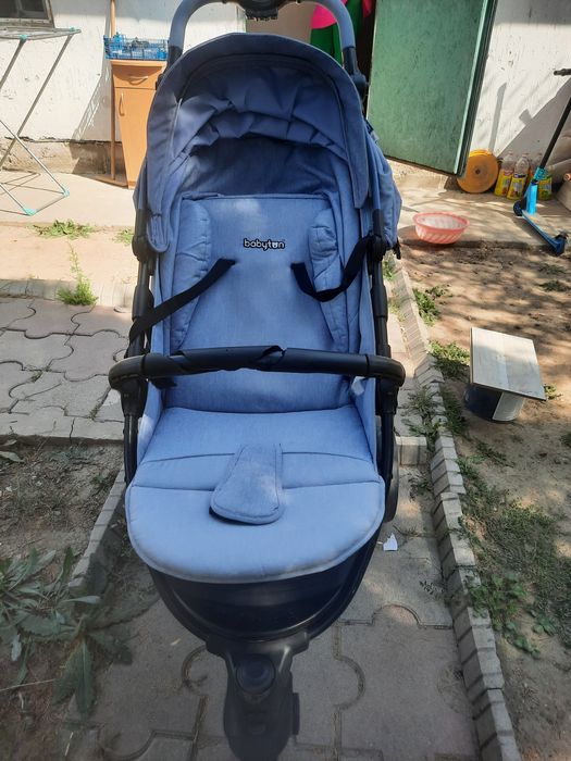 Коляска в хорошем состоянии