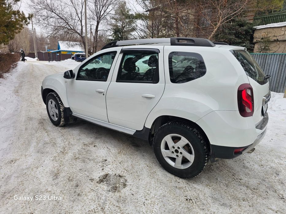 Рено дастер 2015