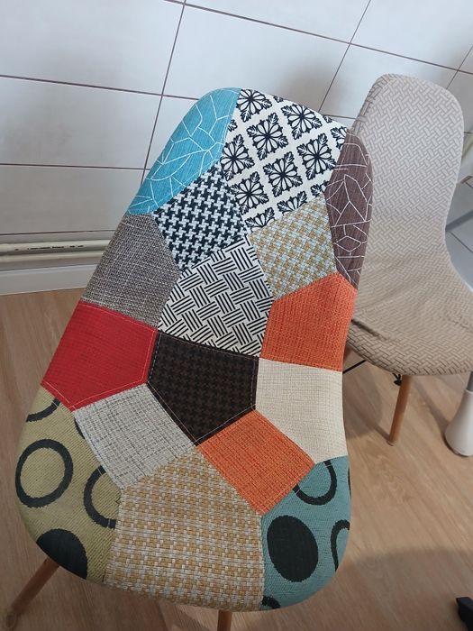 Vand   set 4 scaune bucatarie  kring kai cu huse bej