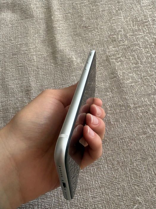 iPhone SE 2 използван