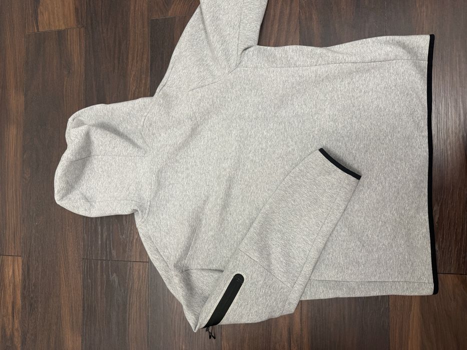 Hanorac Nike Tech Fleece gri marime L