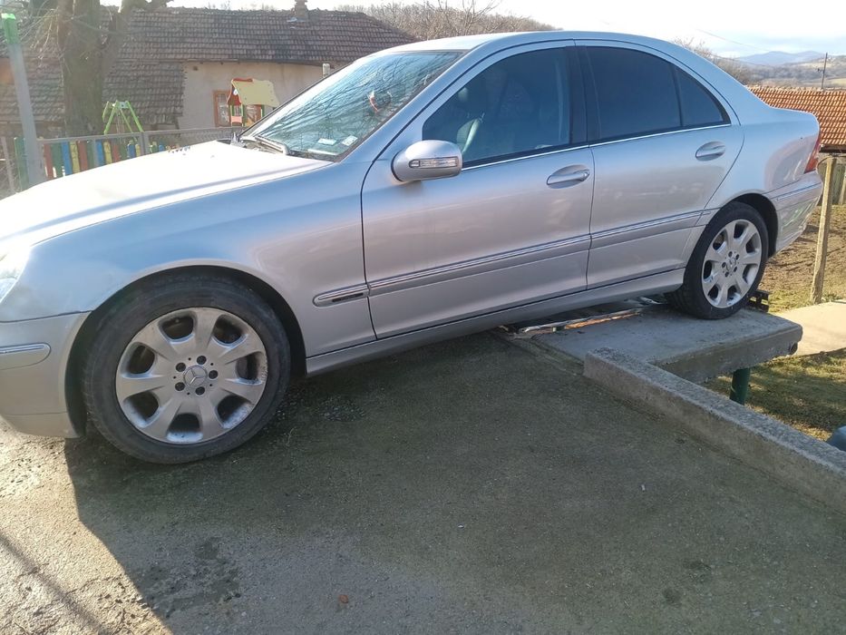Mercedes-Benz W203 C320 CDI  224 к.с. 2006 г. Авангард на части