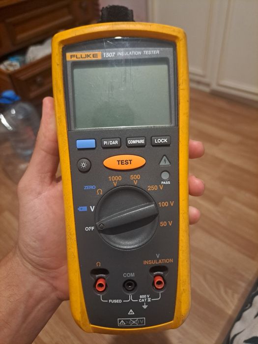 Fluke 1507 tester izolație profesional + accesorii