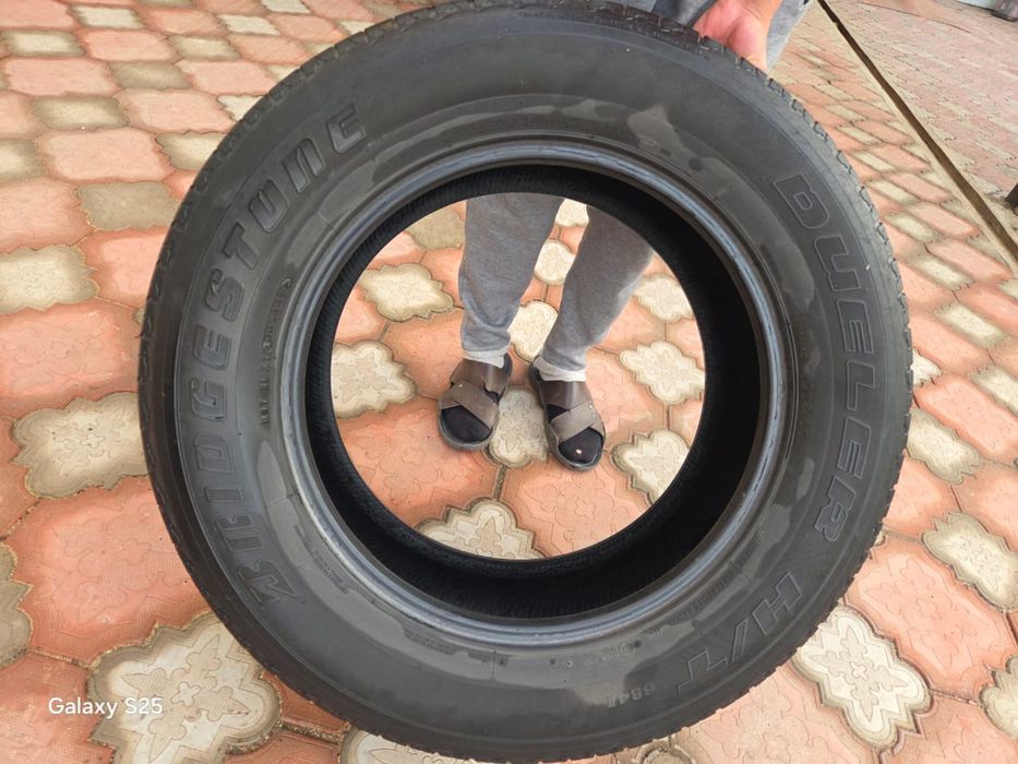 Автошины 4 шт. На ПРАДО. Б/У.