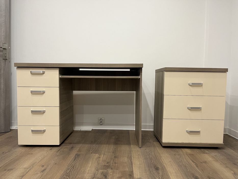 Birou +  comodă - mobilier second hand