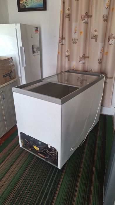 Морозильник ларец