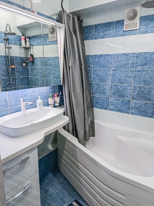 Квартира, 3-комн., 4/4 этаж, 67 м², метро Минор