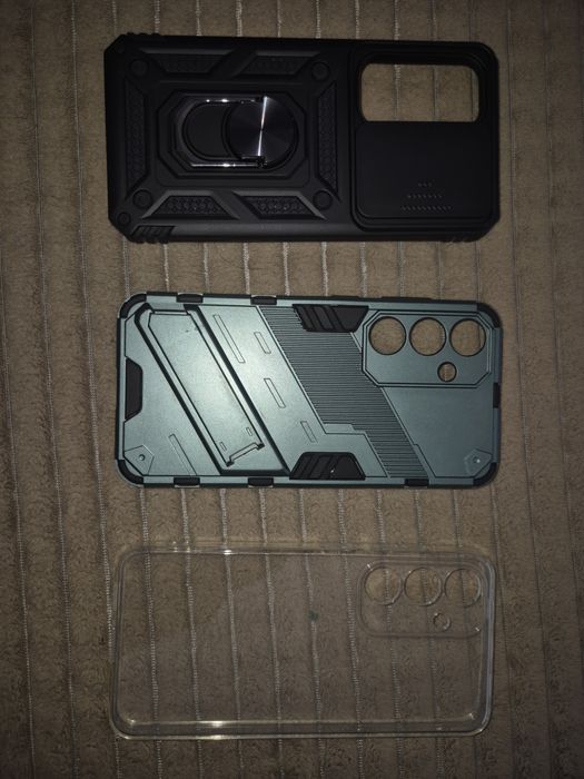 Продавам 3 калъфа за samsung s24