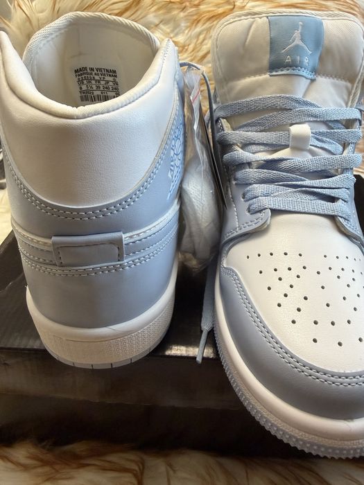 Adidasi Air Jordan 1 Mid Blue Whisper / Light Blue – Mărimea 39