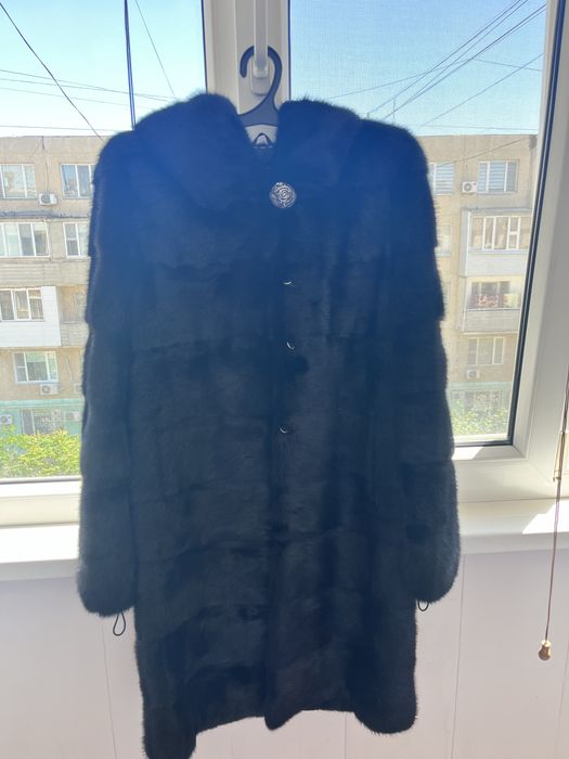 Продается норкавая шуба