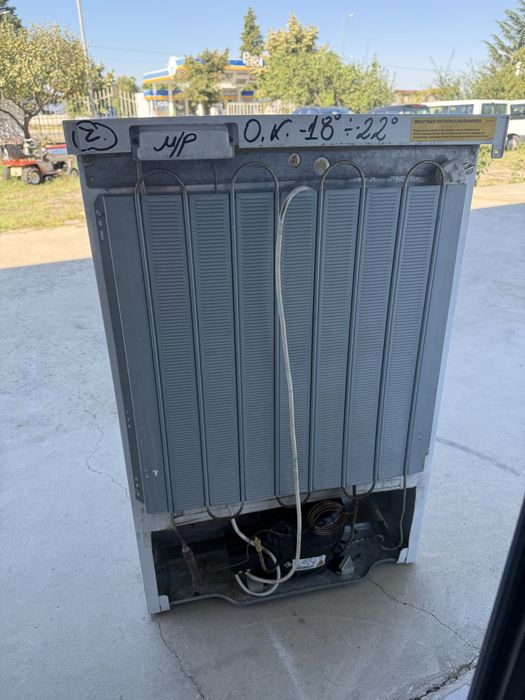 Малък Фризер Либхер 4чекмеджета