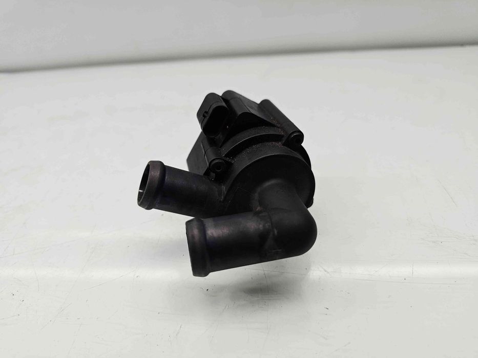 Pompa recirculare apa  Volkswagen Golf 6 (5K1) [Fabr 2009-2013] 5N0965