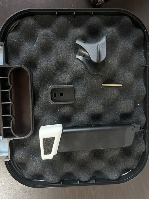 Продавам Airsoft WE-17