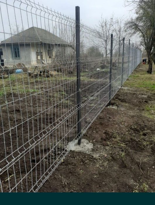 Meșter la garduri cu experiență în domeniul de peste 15 ani în constru